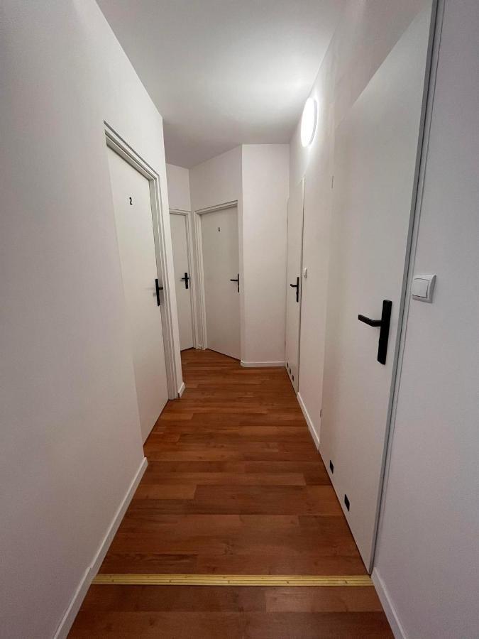 Hostel Woku Swiebodzice Luaran gambar