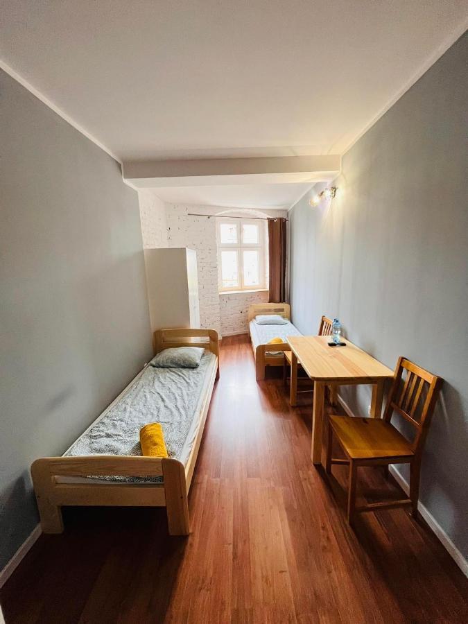 Hostel Woku Swiebodzice Luaran gambar